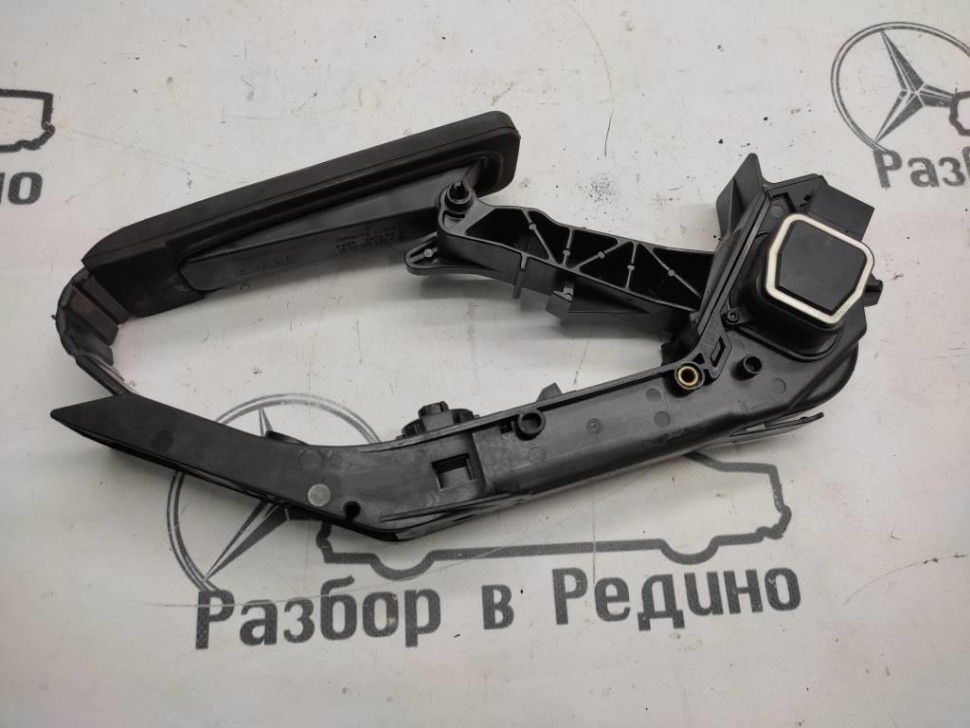 Педаль газа электронная MERCEDES-BENZ CLK-класс C209/W209 рестайлинг (2005 - 2010) фото 1 — Разборка Мерседес