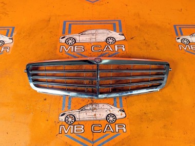 Решетка радиатора MERCEDES-BENZ C-класс W204/S204 (2006 - 2011) &mdash; Разборка Мерседес