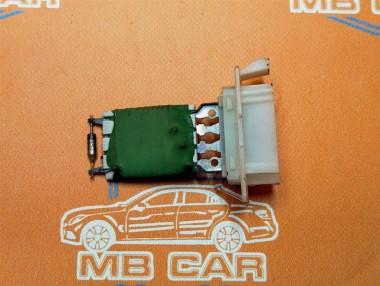 Реле моторчика печки MERCEDES-BENZ A-класс W168 (1997 - 2001) — Разборка Мерседес