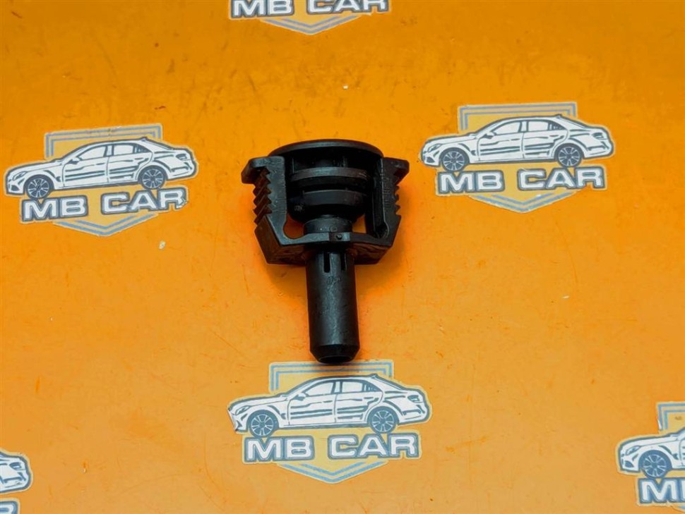 Клипса радиатора MERCEDES-BENZ C-класс W203/S203/CL203 (2000 - 2004) фото 1 — Разборка Мерседес