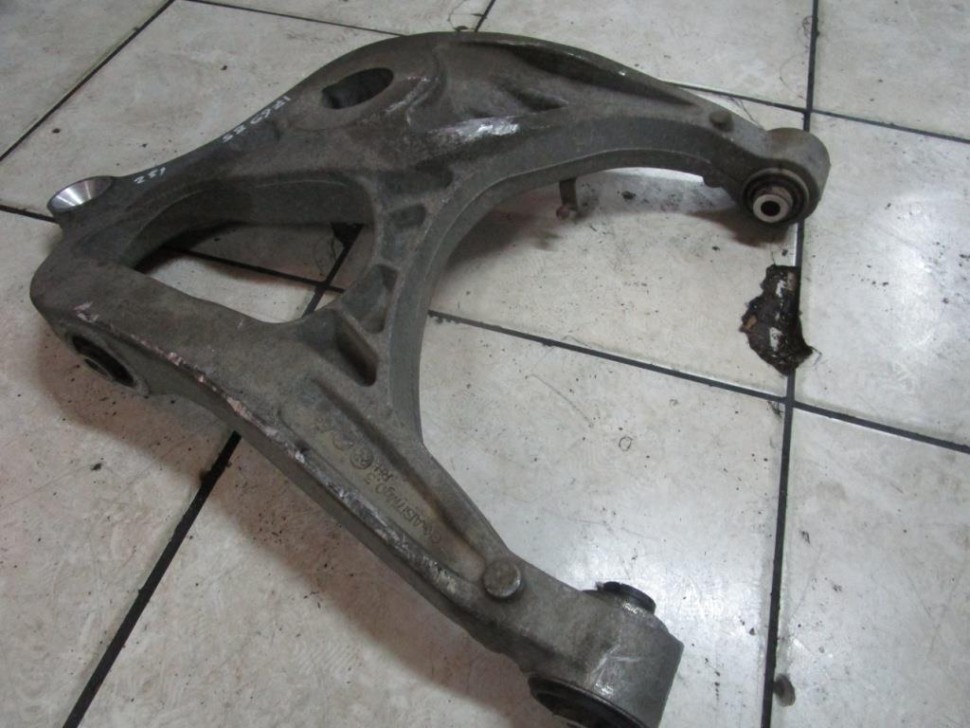 Рычаг задний MERCEDES-BENZ R-класс W251 (2005 - 2007) фото 1 — Разборка Мерседес