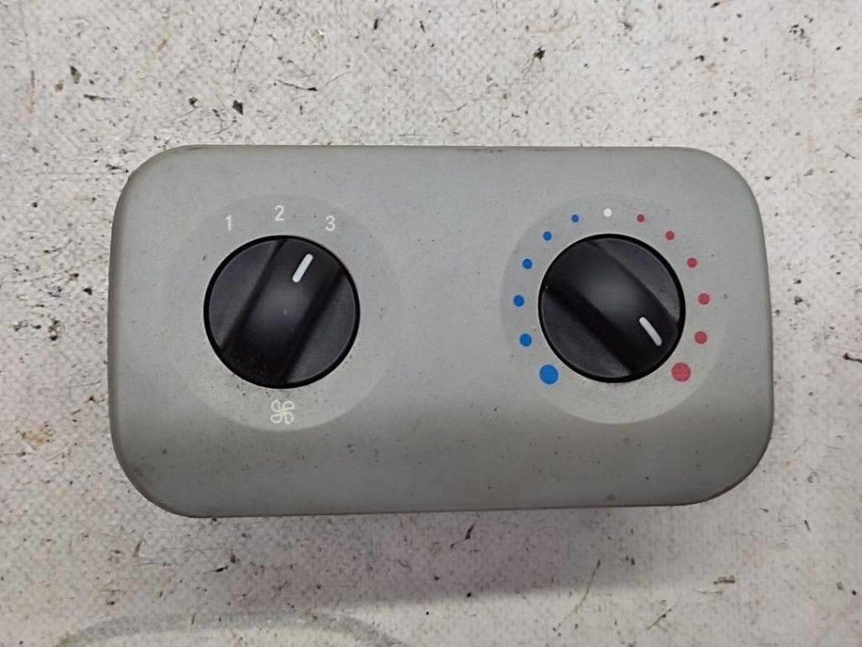 Панель управления климатом MERCEDES-BENZ V-класс W639 (2003 - 2014) фото 1 — Разборка Мерседес