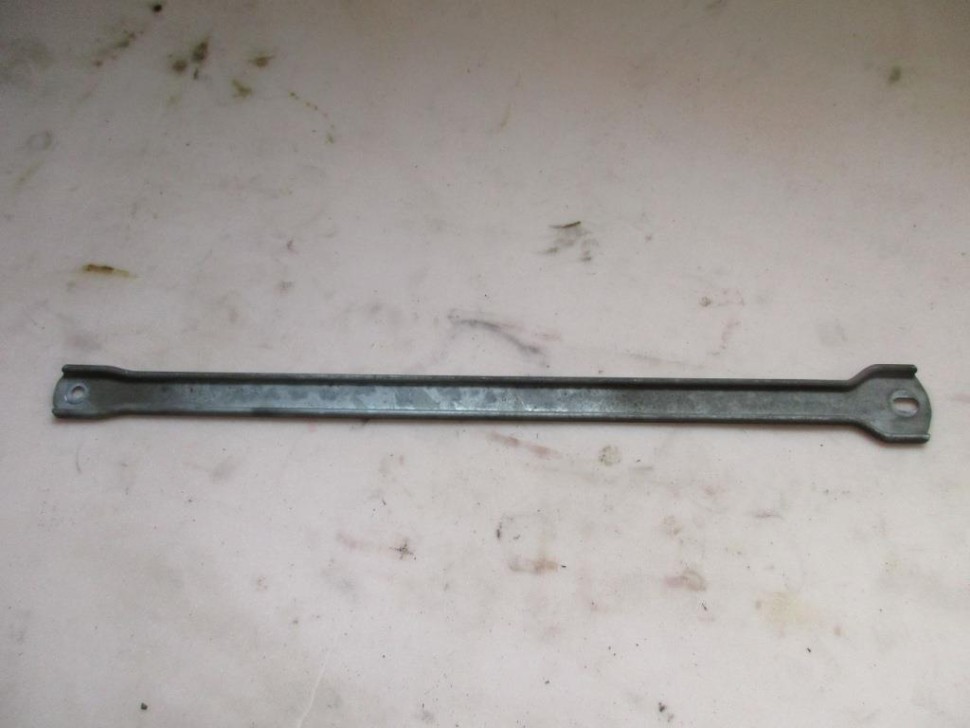 Распорка MERCEDES-BENZ C-класс W205/S205/C205/A205 (2014 - 2018) фото 1 — Разборка Мерседес