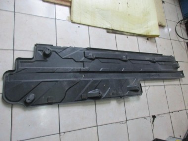 Защита днища MERCEDES-BENZ C-класс W204/S204 (2006 - 2011) — Разборка Мерседес