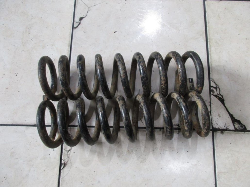 Пружина задняя MERCEDES-BENZ W124 W124/S124/C124/A124 (1984 - 1993) фото 1 — Разборка Мерседес