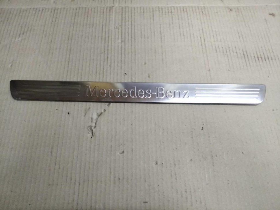 Накладка порога внутренняя MERCEDES-BENZ B-класс W246 рестайлинг (2014 - 2018) фото 1 — Разборка Мерседес