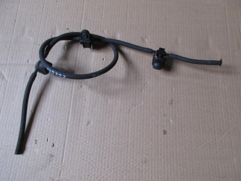 Форсунка омывателя лобового стекла MERCEDES-BENZ C-класс W204/S204 (2006 - 2011) фото 1 — Разборка Мерседес