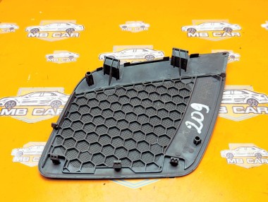 Сетки динамиков торпеды MERCEDES-BENZ Vito W638 (1996 - 2003) — Разборка Мерседес