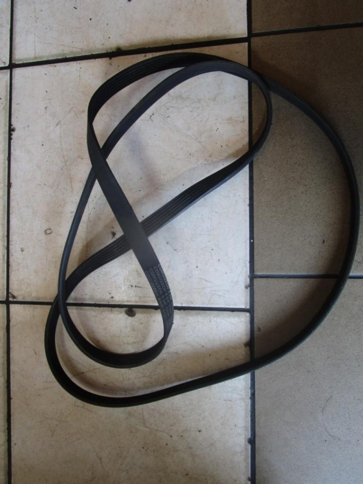 Ремень приводной MERCEDES-BENZ C-класс W204/S204 (2006 - 2011) фото 1 — Разборка Мерседес