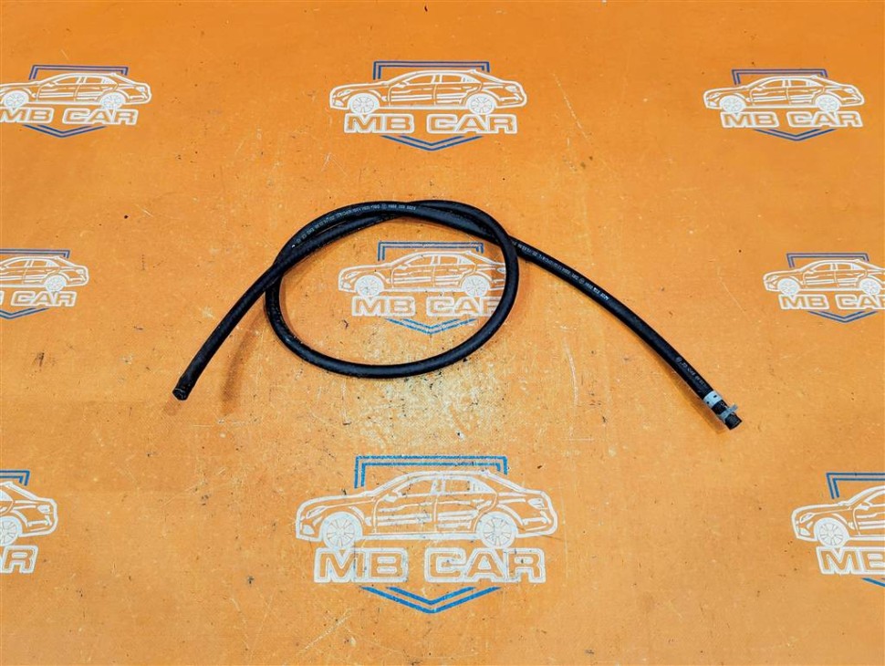 Шланг подогрева бачка омывателя MERCEDES-BENZ S-класс W220 рестайлинг (2002 - 2005) фото 1 — Разборка Мерседес