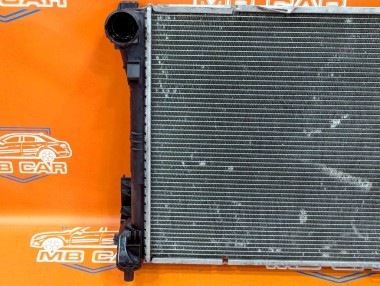 Радиатор MERCEDES-BENZ C-класс W204/S204 (2006 - 2011) — Разборка Мерседес