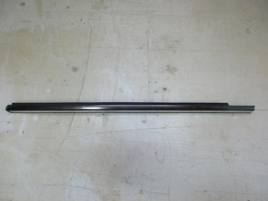 Молдинг стекла двери MERCEDES-BENZ S-класс W220 (1998 - 2005) — Разборка Мерседес
