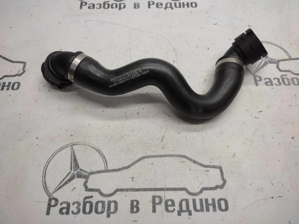 Патрубок радиатора MERCEDES-BENZ GLC-класс X253 (2015 - 2019) фото 1 — Разборка Мерседес