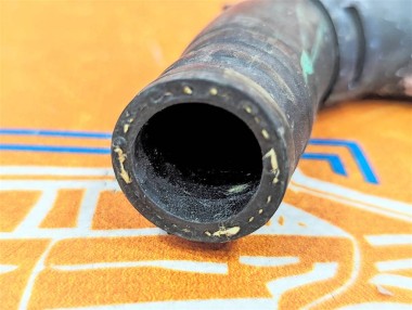 Патрубок ОЖ MERCEDES-BENZ GLE-класс Coupe C292 (2015 - 2019) — Разборка Мерседес