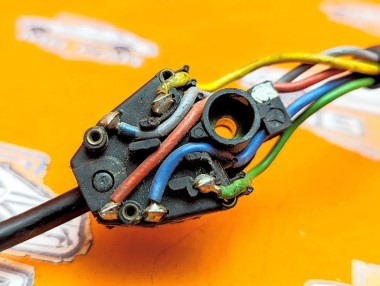 Переключатель круиз контроля MERCEDES-BENZ 190 (W201) W201 (1982 - 1993) — Разборка Мерседес