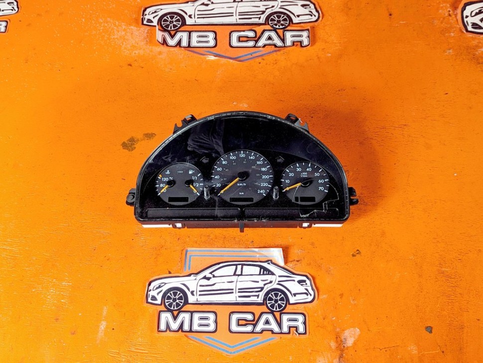 Щиток приборов MERCEDES-BENZ M-класс W163 рестайлинг (2001 - 2005) фото 1 &mdash; Разборка Мерседес