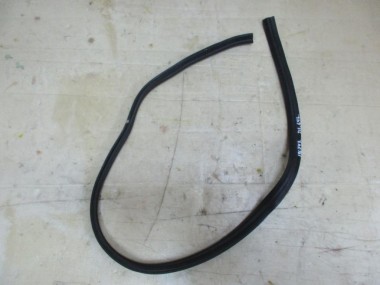 Уплотнитель моторного отсека MERCEDES-BENZ E-класс W211/S211 (2002 - 2006) — Разборка Мерседес