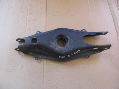 Рычаг задней стойки (лодка) MERCEDES-BENZ C-класс AMG W204/S204/С204 рестайлинг (2011 - 2015) — Разборка Мерседес