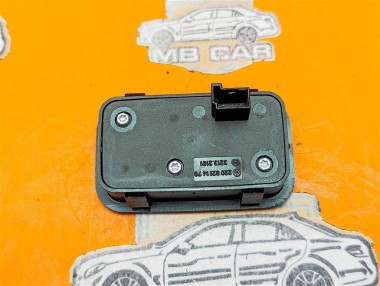 Кнопка закрытия багажника MERCEDES-BENZ E-класс W213/S213/C238/A238 (2016 - 2021) — Разборка Мерседес