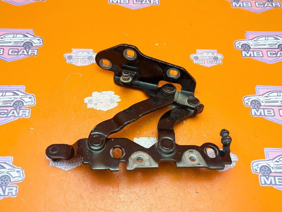 Петля капота MERCEDES-BENZ C-класс W204/S204/С204 рестайлинг (2011 - 2015) фото 1 &mdash; Разборка Мерседес