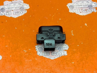 Кнопка стеклоподъемников MERCEDES-BENZ E-класс W210/S210 рестайлинг (1999 - 2003) — Разборка Мерседес