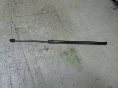 Амортизатор капота MERCEDES-BENZ CLS-класс C218/X218 рестайлинг (2014 - 2017) — Разборка Мерседес