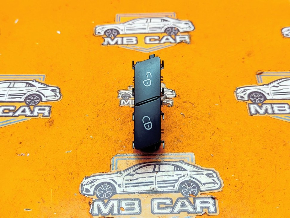 Кнопка центрального замка MERCEDES-BENZ GLA-класс X156 (2013 - 2017) фото 1 &mdash; Разборка Мерседес