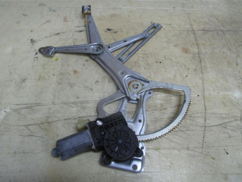 Стеклоподъемник передний правый MERCEDES-BENZ M-класс W163 рестайлинг (2001 - 2005) фото 1 — Разборка Мерседес