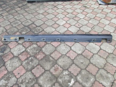 Порог пластиковый левый MERCEDES-BENZ S-класс W221 (2005 - 2009) — Разборка Мерседес