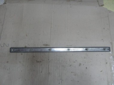 Молдинг двери MERCEDES-BENZ W124 W124/S124/C124/A124 (1984 - 1993) — Разборка Мерседес