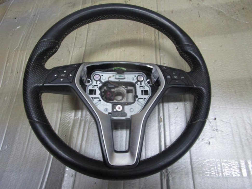 Руль MERCEDES-BENZ CLA-класс C117/X117 (2013 - 2016) фото 1 — Разборка Мерседес
