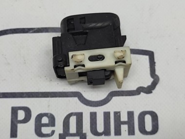 Кнопка стеклоподъемников MERCEDES-BENZ C-класс W203/S203/CL203 рестайлинг (2004 - 2008) — Разборка Мерседес