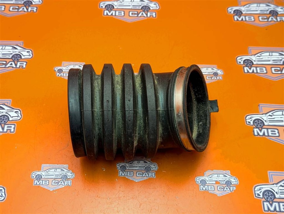 Патрубок воздушный MERCEDES-BENZ E-класс W210/S210 (1995 - 1999) фото 1 — Разборка Мерседес