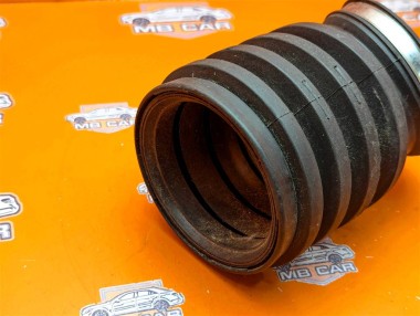 Патрубок воздушный MERCEDES-BENZ E-класс W210/S210 (1995 - 1999) — Разборка Мерседес