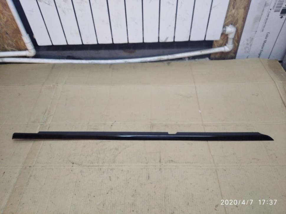 Молдинг стекла двери MERCEDES-BENZ GLE-класс W166 (2015 - 2018) фото 1 — Разборка Мерседес