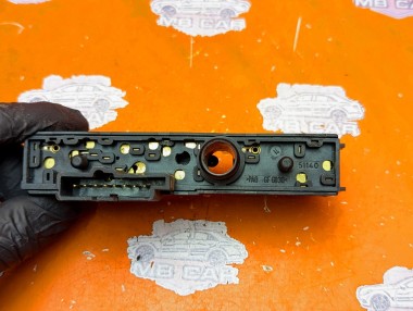 Кнопка блокировки мостов MERCEDES-BENZ M-класс W163 (1997 - 2001) &mdash; Разборка Мерседес