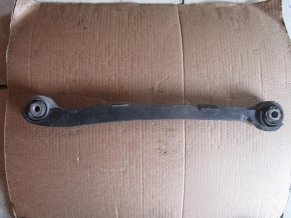 Рычаг задний MERCEDES-BENZ S-класс W140 (1991 - 1998) фото 1 — Разборка Мерседес