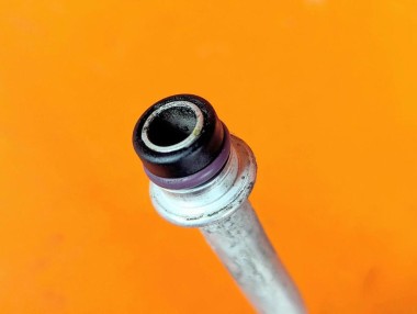 Трубка кондиционера MERCEDES-BENZ S-класс W220 (1998 - 2005) &mdash; Разборка Мерседес