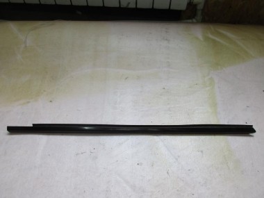 Молдинг стекла двери MERCEDES-BENZ E-класс W210/S210 рестайлинг (1999 - 2003) — Разборка Мерседес