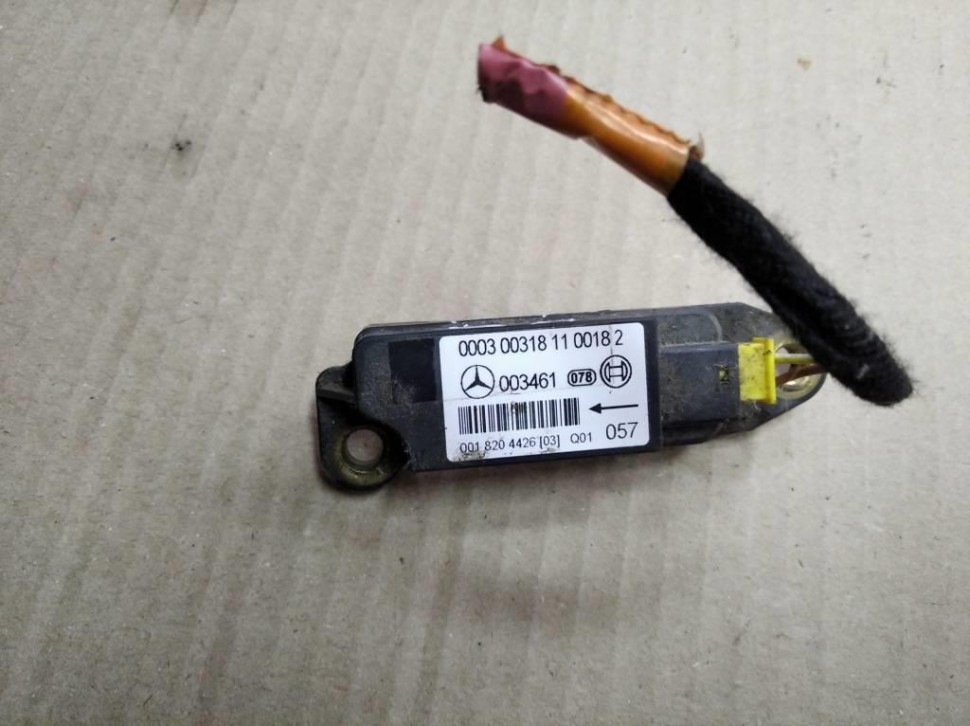 Датчик удара MERCEDES-BENZ C-класс W203/S203/CL203 (2000 - 2004) фото 1 — Разборка Мерседес