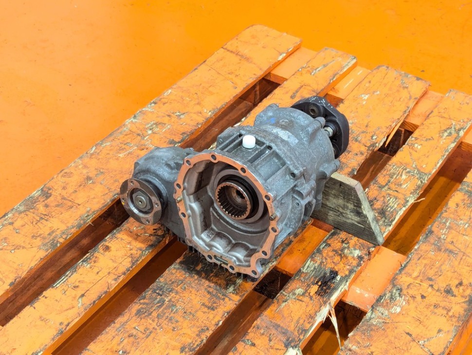 Раздаточная коробка MERCEDES-BENZ E-класс W211/S211 (2002 - 2006) фото 1 &mdash; Разборка Мерседес