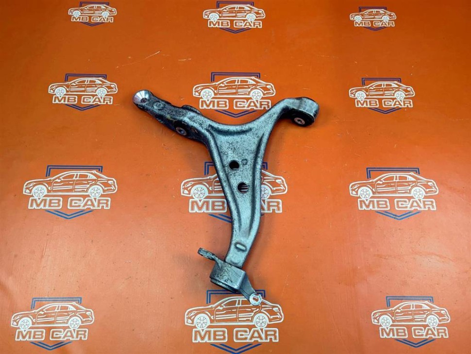Рычаг передний нижний правый MERCEDES-BENZ GLE-класс W166 (2015 - 2018) фото 1 — Разборка Мерседес