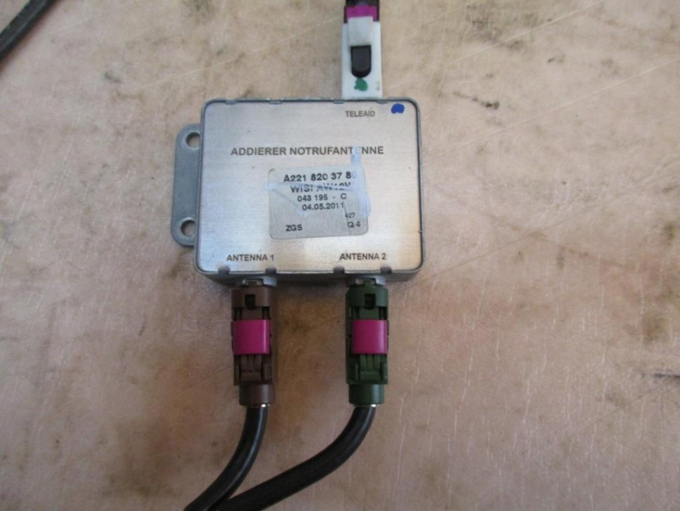 Антенный разветвитель MERCEDES-BENZ CL-класс AMG C216 рестайлинг (2010 - 2014) фото 1 — Разборка Мерседес