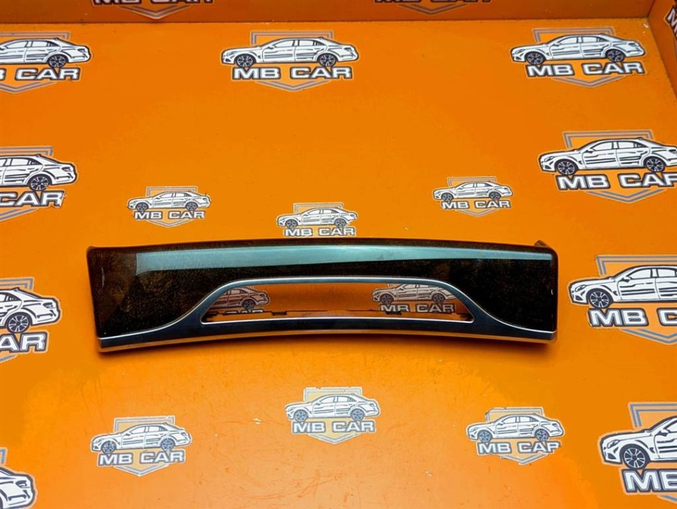 Накладка торпеды MERCEDES-BENZ S-класс W222/C217/A217 (2013 - 2017) фото 1 — Разборка Мерседес