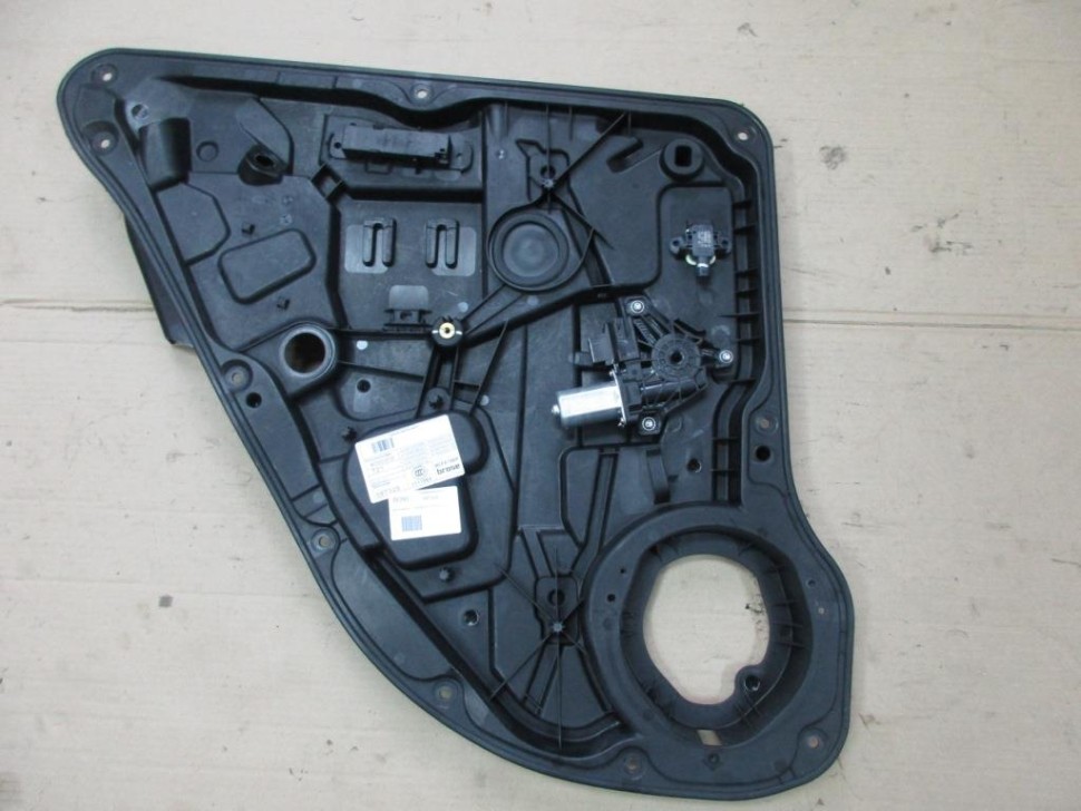 Стеклоподъемник задний левый MERCEDES-BENZ GLE-класс Coupe C292 (2015 - 2019) фото 1 — Разборка Мерседес