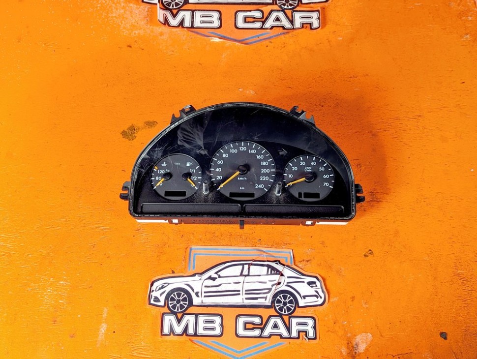 Щиток приборов MERCEDES-BENZ M-класс W163 рестайлинг (2001 - 2005) фото 1 &mdash; Разборка Мерседес