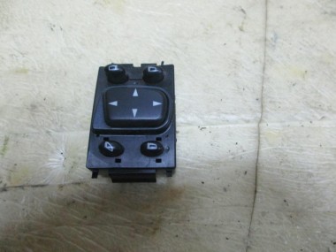 Кнопка регулировки зеркал MERCEDES-BENZ S-класс W220 рестайлинг (2002 - 2005) — Разборка Мерседес