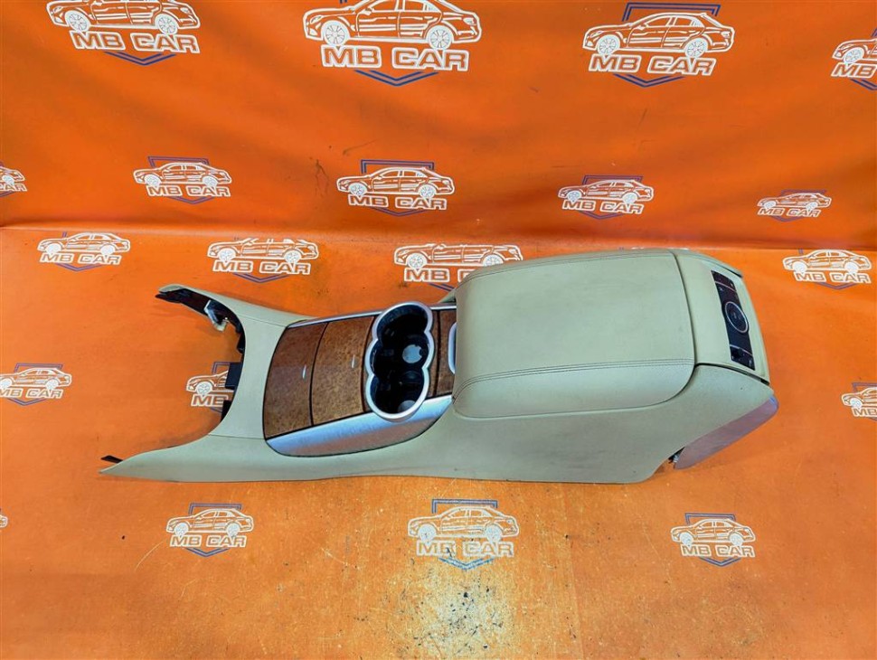 Подлокотник MERCEDES-BENZ R-класс W251 рестайлинг (2007 - 2010) фото 1 — Разборка Мерседес