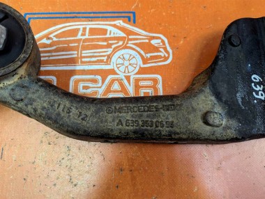 Кронштейн редуктора MERCEDES-BENZ Vito W639 рестайлинг (2010 - 2014) — Разборка Мерседес