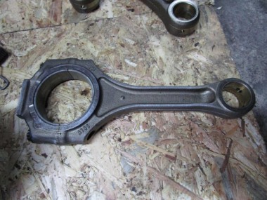 Шатун Бензин MERCEDES-BENZ — Разборка Мерседес